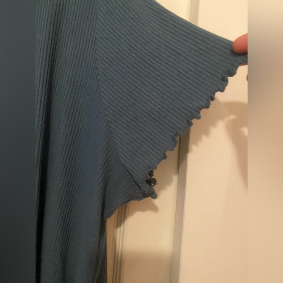 Button down blouse - Picture 6 of 6